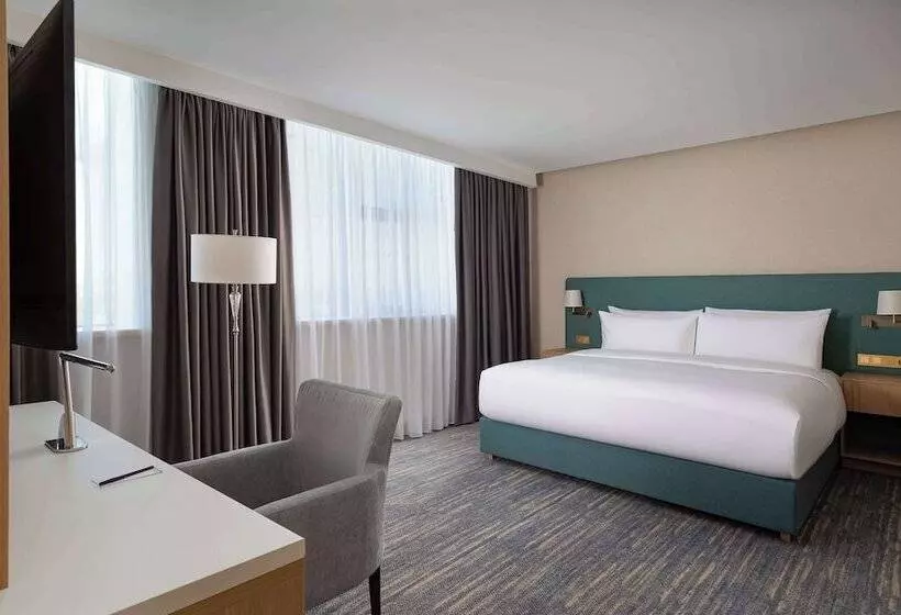 سوییت, Doubletree By Hilton Shymkent