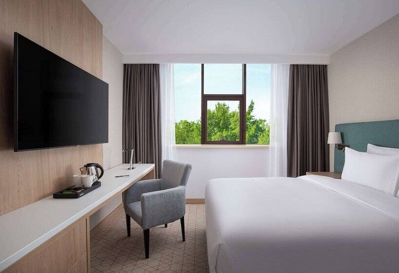 اتاق لوکس, Doubletree By Hilton Shymkent