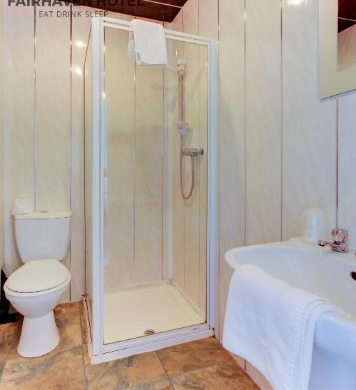 חדר סטנדרט לארבעה, Fairhaven