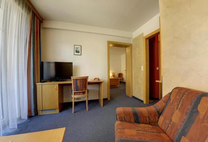 סוויטה עם מרפסת, Flattacher Hof