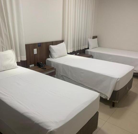 חדר סטנדרט לשלושה, Serata