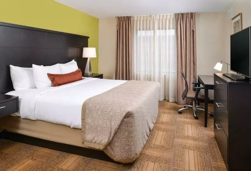 キングサイドベッドのスタンダードワンルーム, Staybridge Suites Merrillville, An Ihg