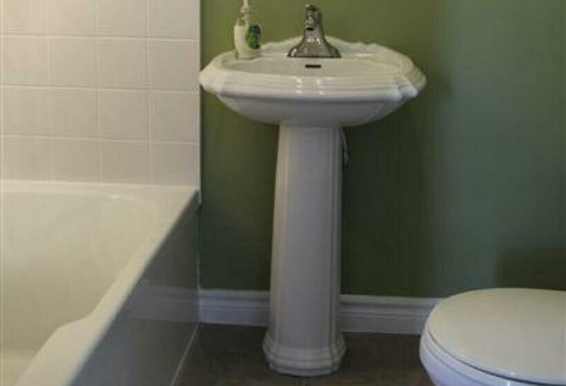 غرفة قياسية, Surfside Inn