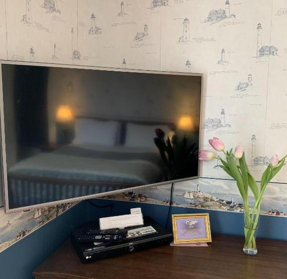 جناح سوبيريور, Surfside Inn