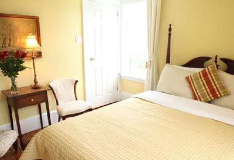 غرفة قياسية, Surfside Inn