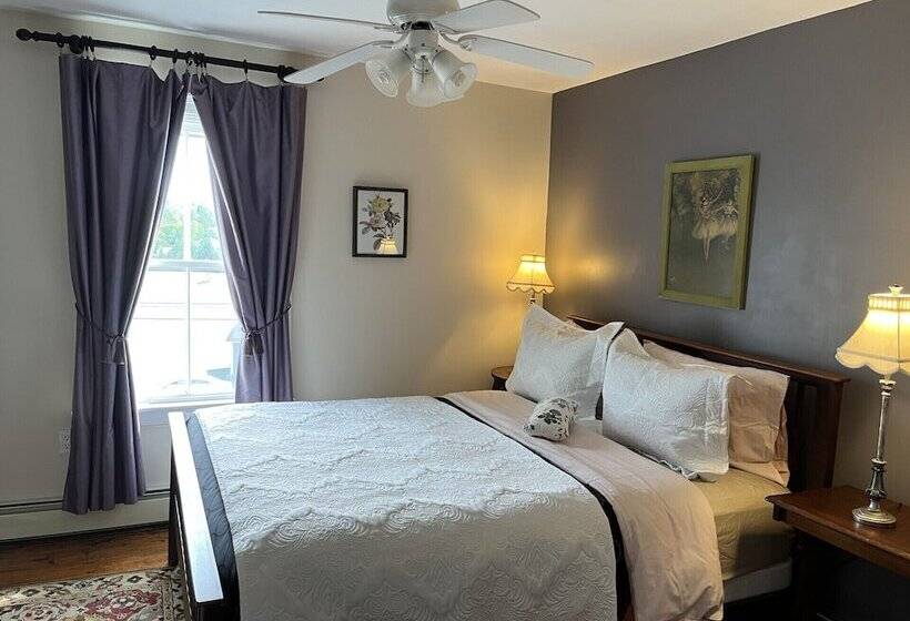 Номер Стандарт, Surfside Inn