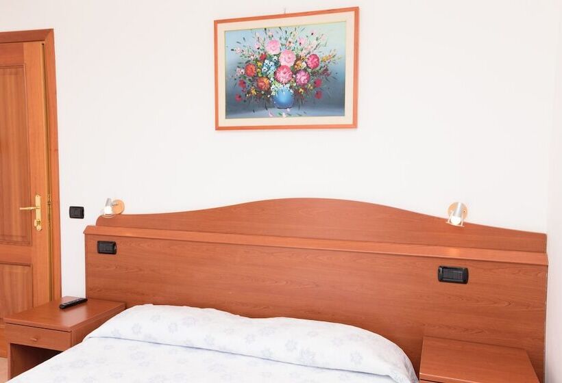 带海景的标准房, Villa Fumerie