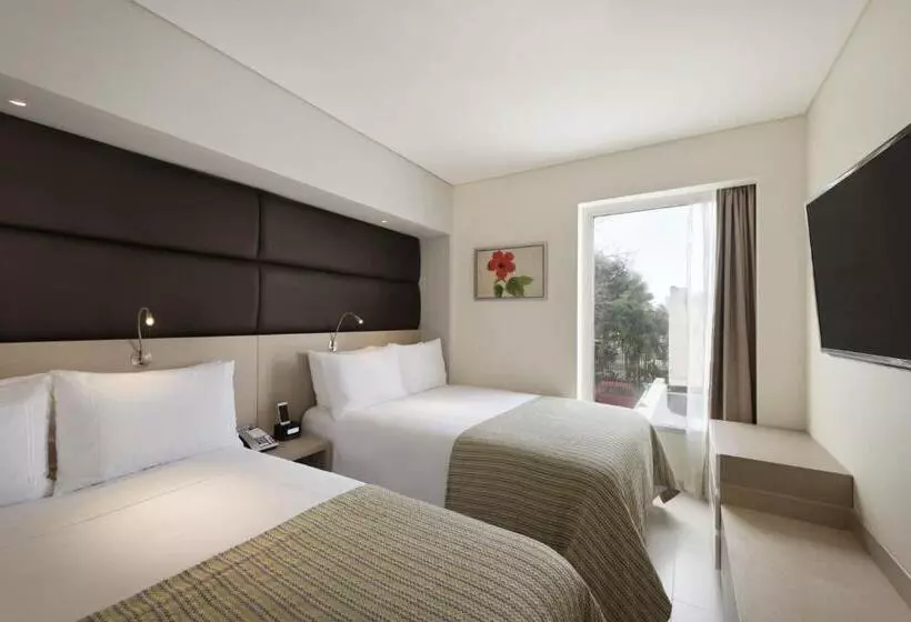 ２ダブルベッドのスタンダードルーム, Wyndham Garden Barranquilla