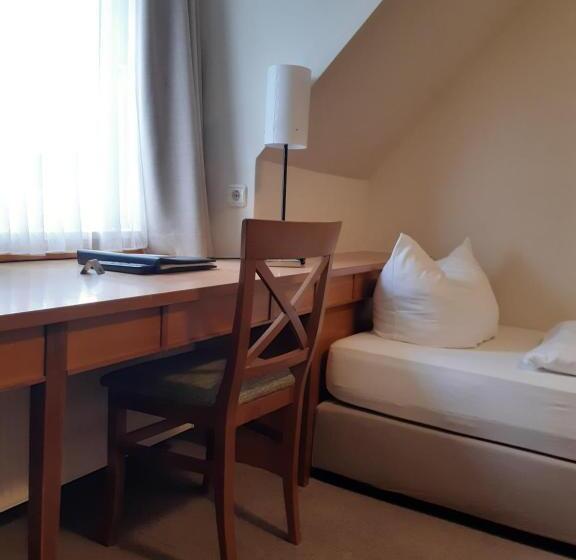 غرفة إقتصادية فردية, Parkhotel Schmid