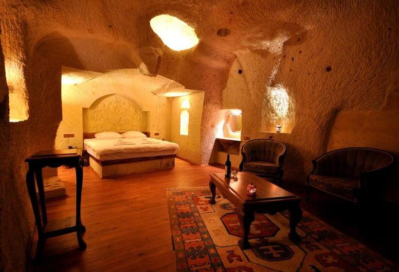 جناح, Has Cave Konak