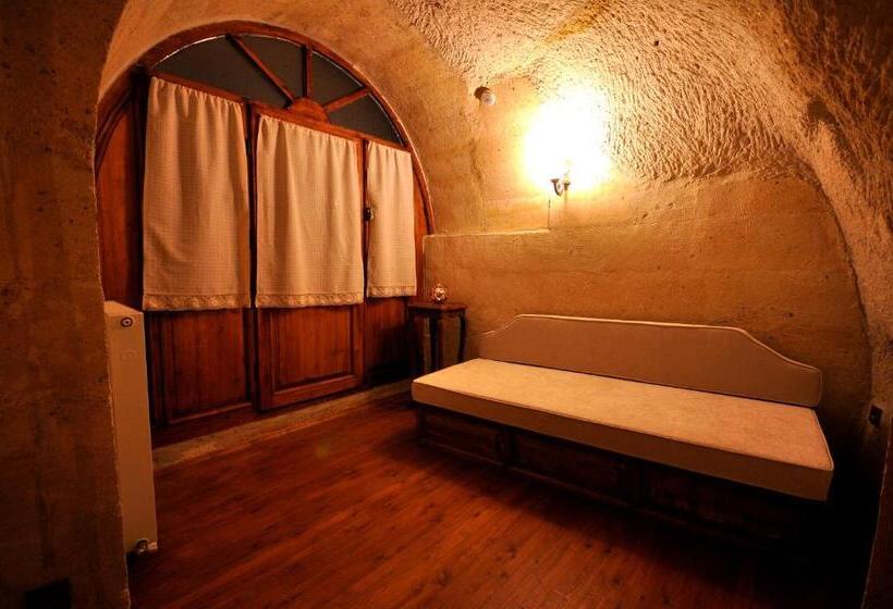 Люкс, Has Cave Konak