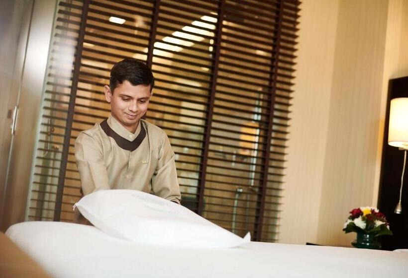 Представительский номер с видом, Radisson Hotel Agra