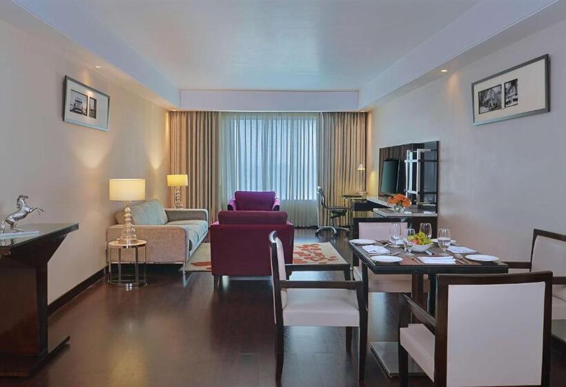 سوئیت پرزیدنت, Radisson Hotel Agra