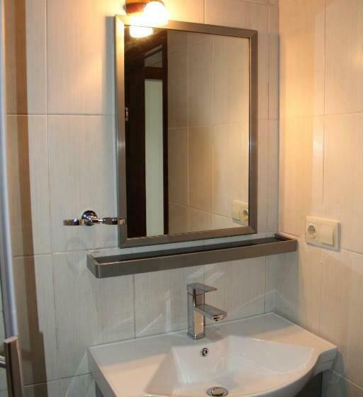 اتاق اکونومی, Park Green