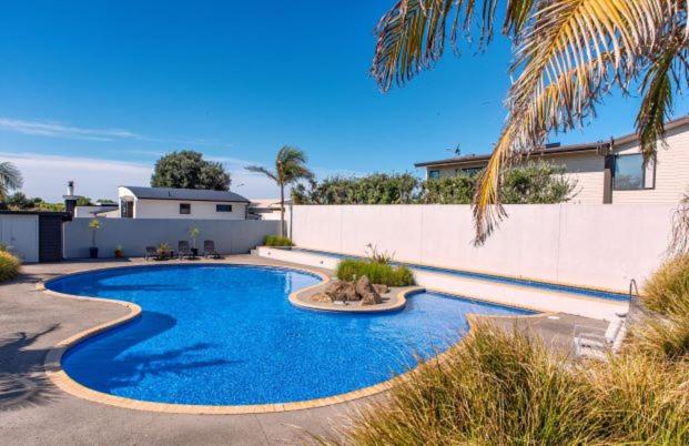 Апартаменты 1 Спальня Вид на Бассейн, Ohope Beach Resort