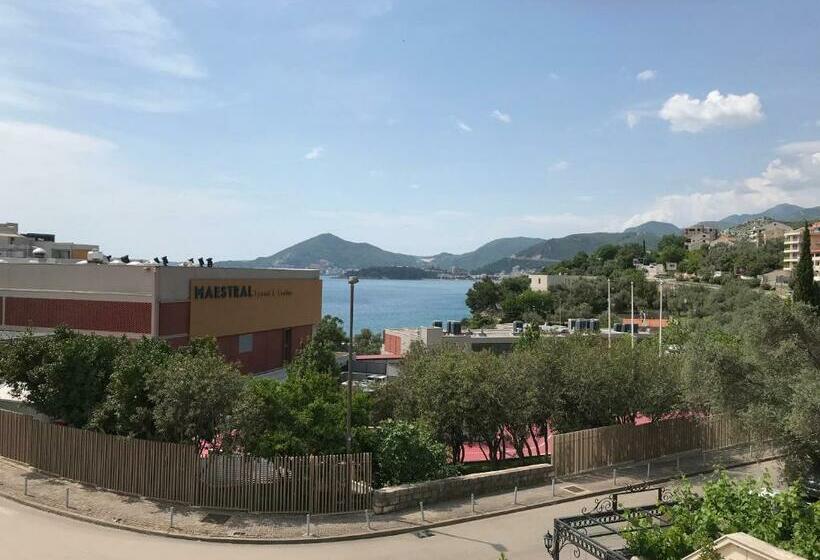 استودیوی استاندارد با چشم‌انداز دریا, Apartmani Kažanegra33