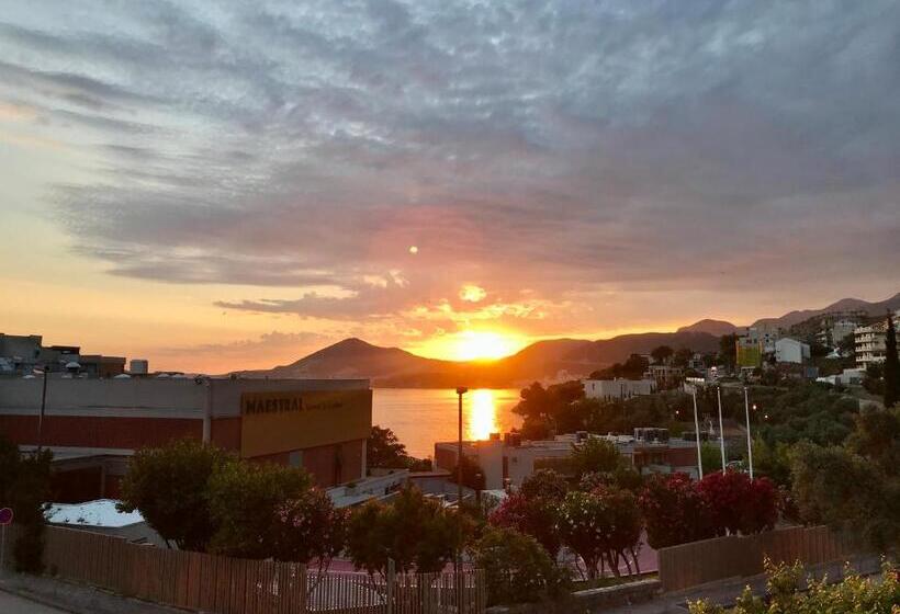 سوییت با چشم‌انداز دریا, Apartmani Kažanegra33