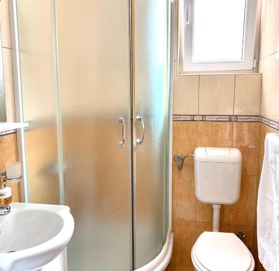 سوییت با چشم‌انداز دریا, Apartmani Kažanegra33