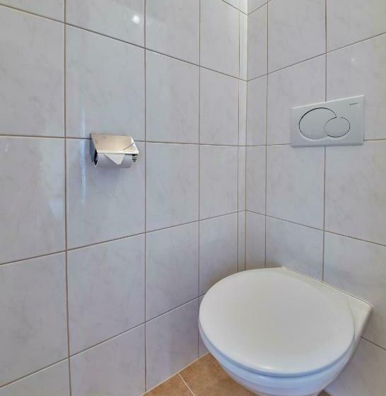 Quarto standart com varanda, Sportpension Enzian