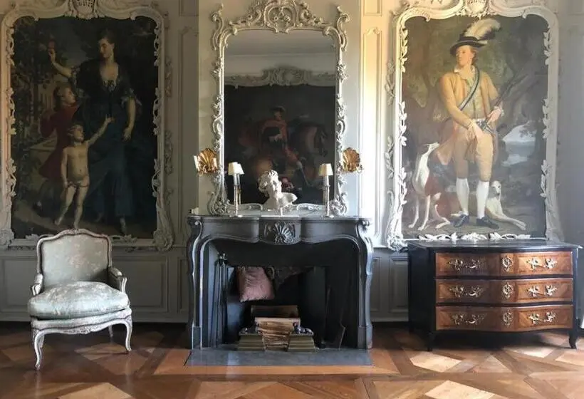 デラックスルーム, Chateau Montalembert Maîche