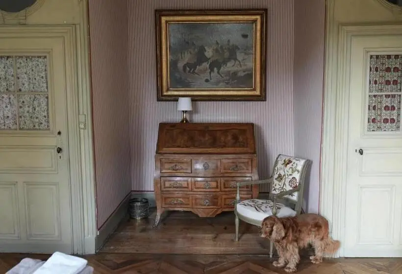 デラックスルーム, Chateau Montalembert Maîche