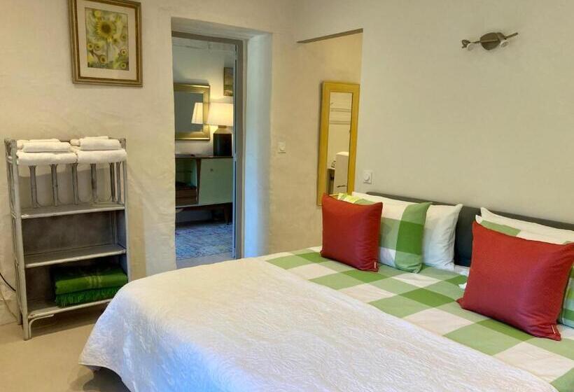 חדר סטנדרט עם מיטת קינג, La Veillonnais