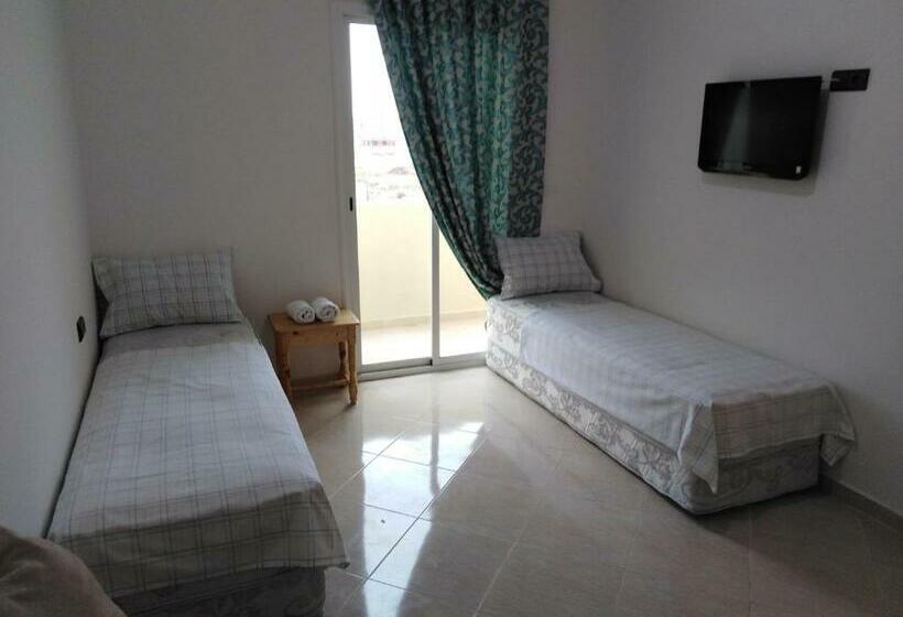 اتاق سوپریور, Dar Khalifa Airport