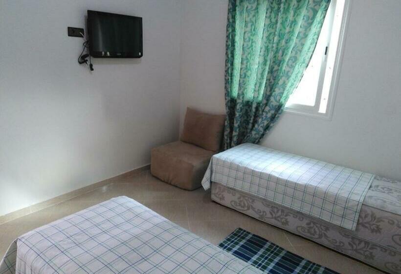 اتاق سوپریور, Dar Khalifa Airport