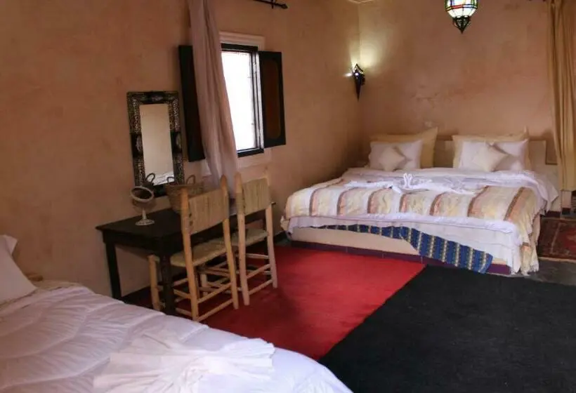 スタンダード4人部屋, Riad Gabsi Dades