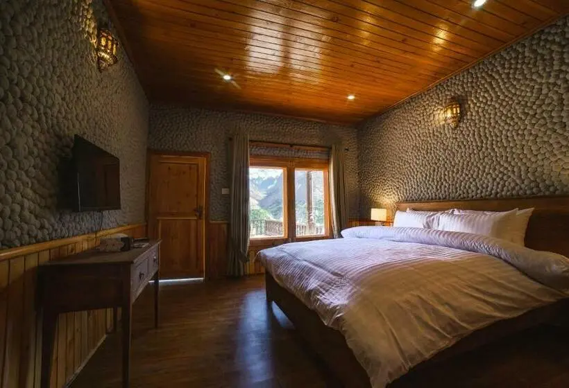 اتاق استاندارد, Roomy Daastaan Hotel, Karimabad Hunza