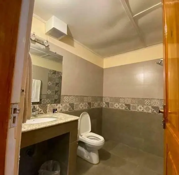 اتاق سوپریور با چشمانداز کوهستان, Roomy Daastaan Hotel, Karimabad Hunza