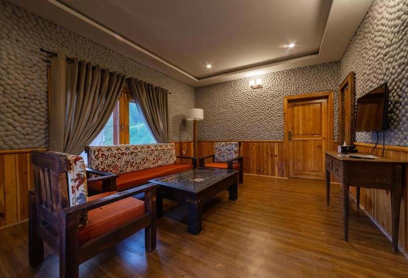 سوییت اجرایی, Roomy Daastaan Hotel, Karimabad Hunza