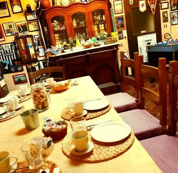 スイート, San Gennaro Castello
