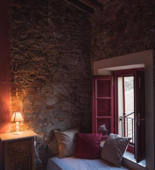 스위트, San Gennaro Castello