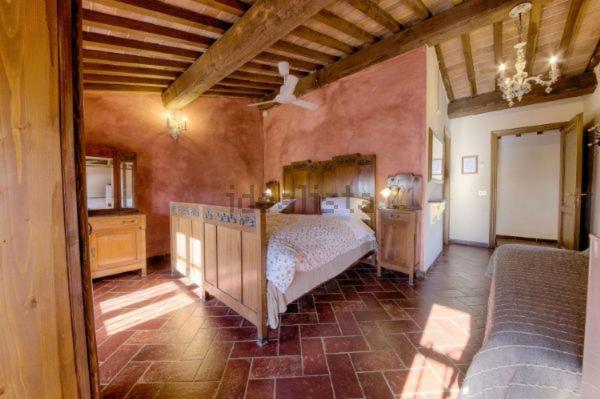 스위트, San Gennaro Castello