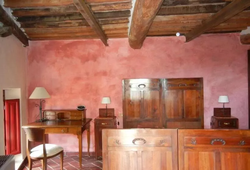 スーペリアの4人部屋, San Gennaro Castello