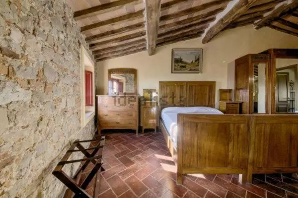 デラックスの4人部屋, San Gennaro Castello