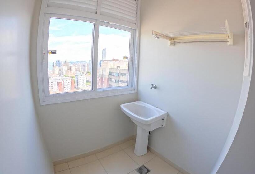 סוויטה דלוקס, Comfort Hotel Santos