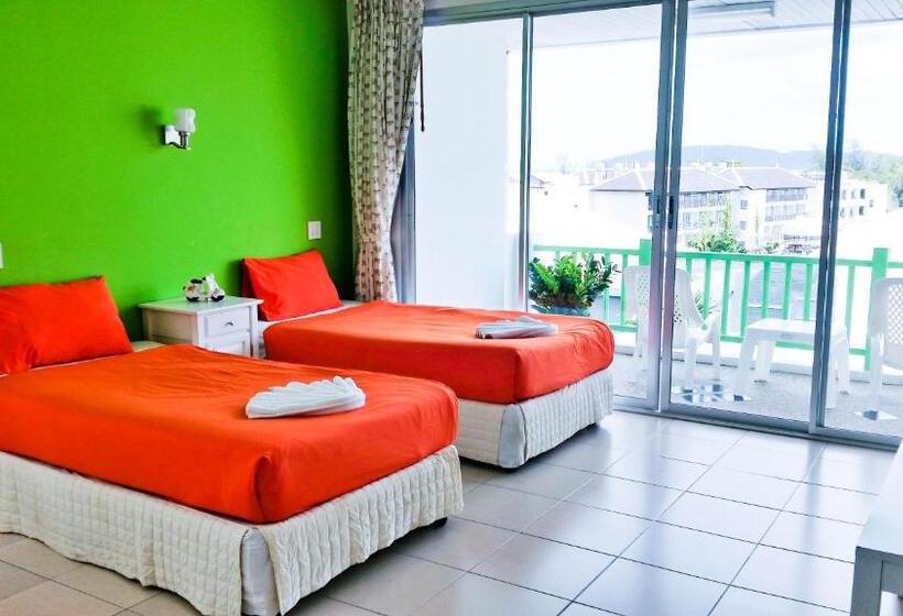 수피리어 룸, Ben's House