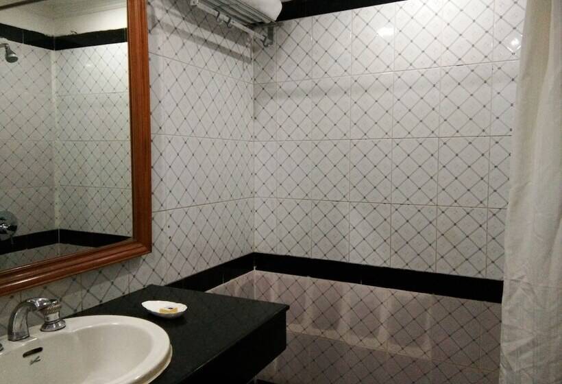 اتاق اجرایی, Empires Hotel Bhubaneswar