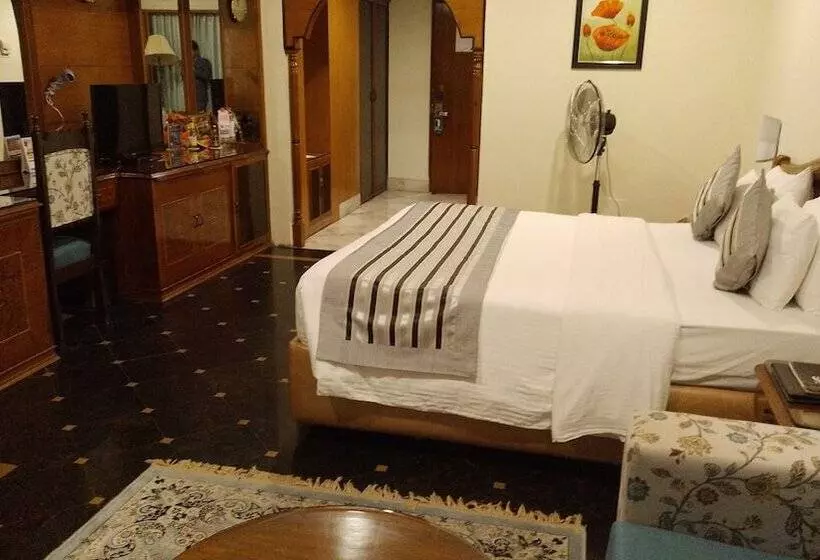 デラックスルーム, Empires Hotel Bhubaneswar