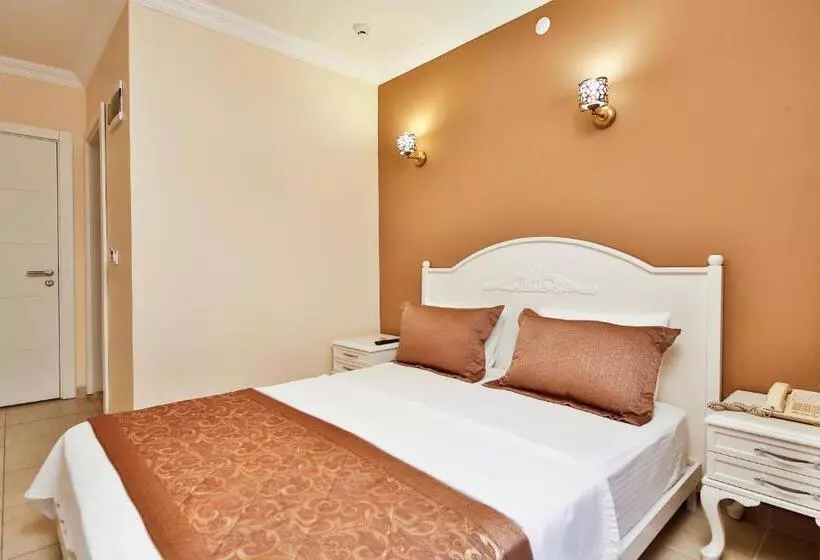 اتاق اساندارد با چشمانداز جانبی به دریا, Enda Boutique Hotel Kalkan