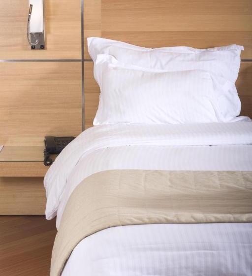 חדר סטנדרט מותאם לאדם עם מוגבלויות, Intercity Shopping Gravatai