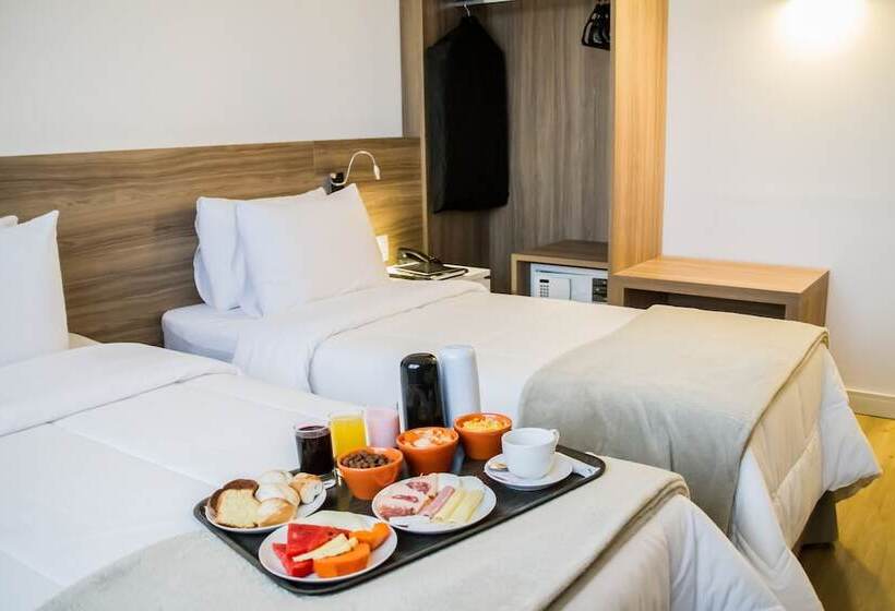 חדר סטנדרט, Intercity Shopping Gravatai