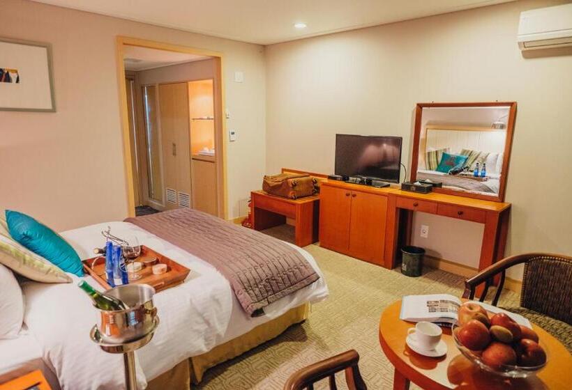 标准间, Jeju Mei The