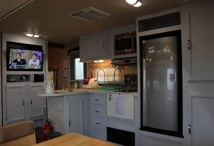 豪华房间, Jeju Mei The