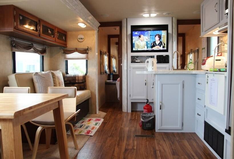 豪华房间, Jeju Mei The