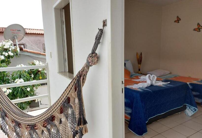 غرفة قياسية ثلاثية, Pousada Planeta Guarajuba