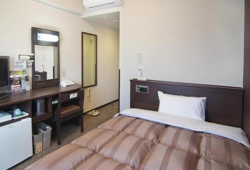 غرفة قياسية فردية, Route Inn Toki