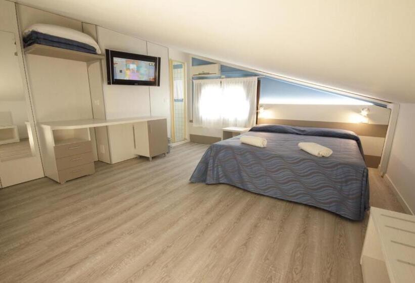 经济四人房间, Serenella